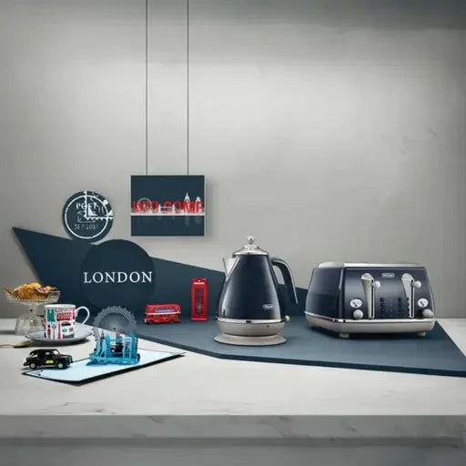 Delonghi Icona Capitals KBOC3001.BL Jug Kettle - London  Blue