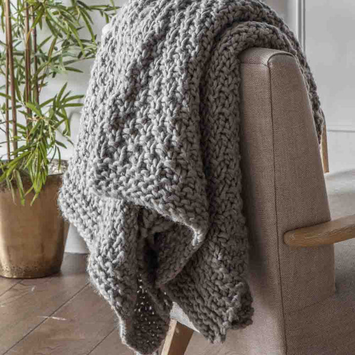 Moss Chunky Knitted Throw Grey