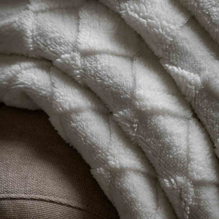 Oakley Checked Sherpa Throw Cream