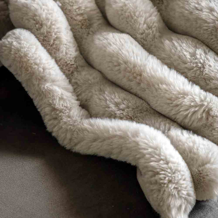 Ribbed Faux Fur Throw Natural