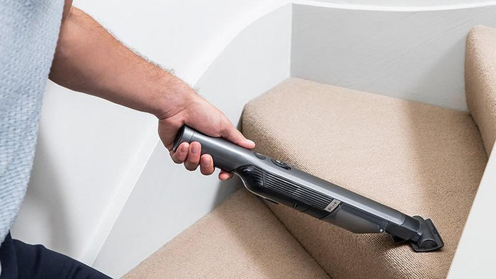 Shark WV200UK Cordless Handheld Vacuum Cleaner - Shark Steel Grey