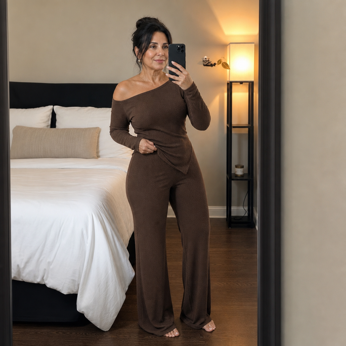 Veloura – Off-Shoulder Long-Sleeve Wide-Leg Pants Set